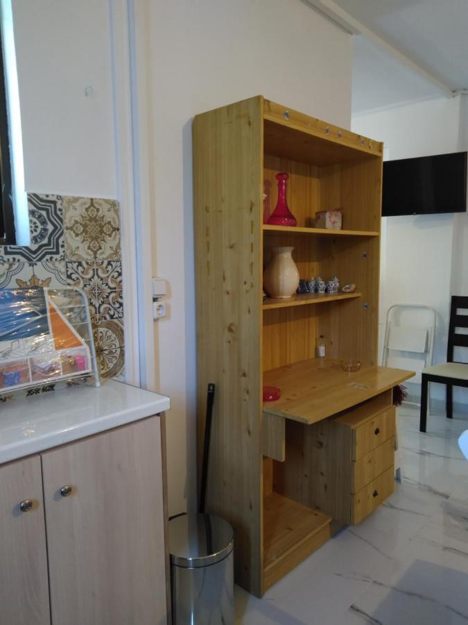 Sissy Apartments By The Sea นิเกียนา ภายนอก รูปภาพ